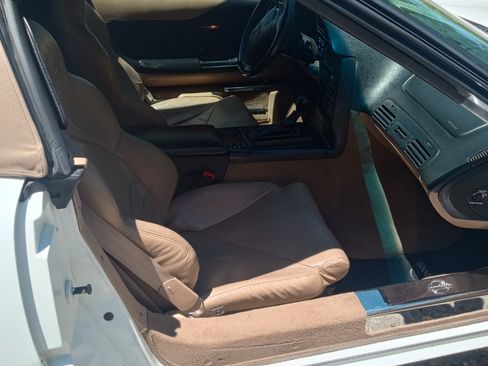 Used 1996 Chevrolet Corvette Convertible image 2