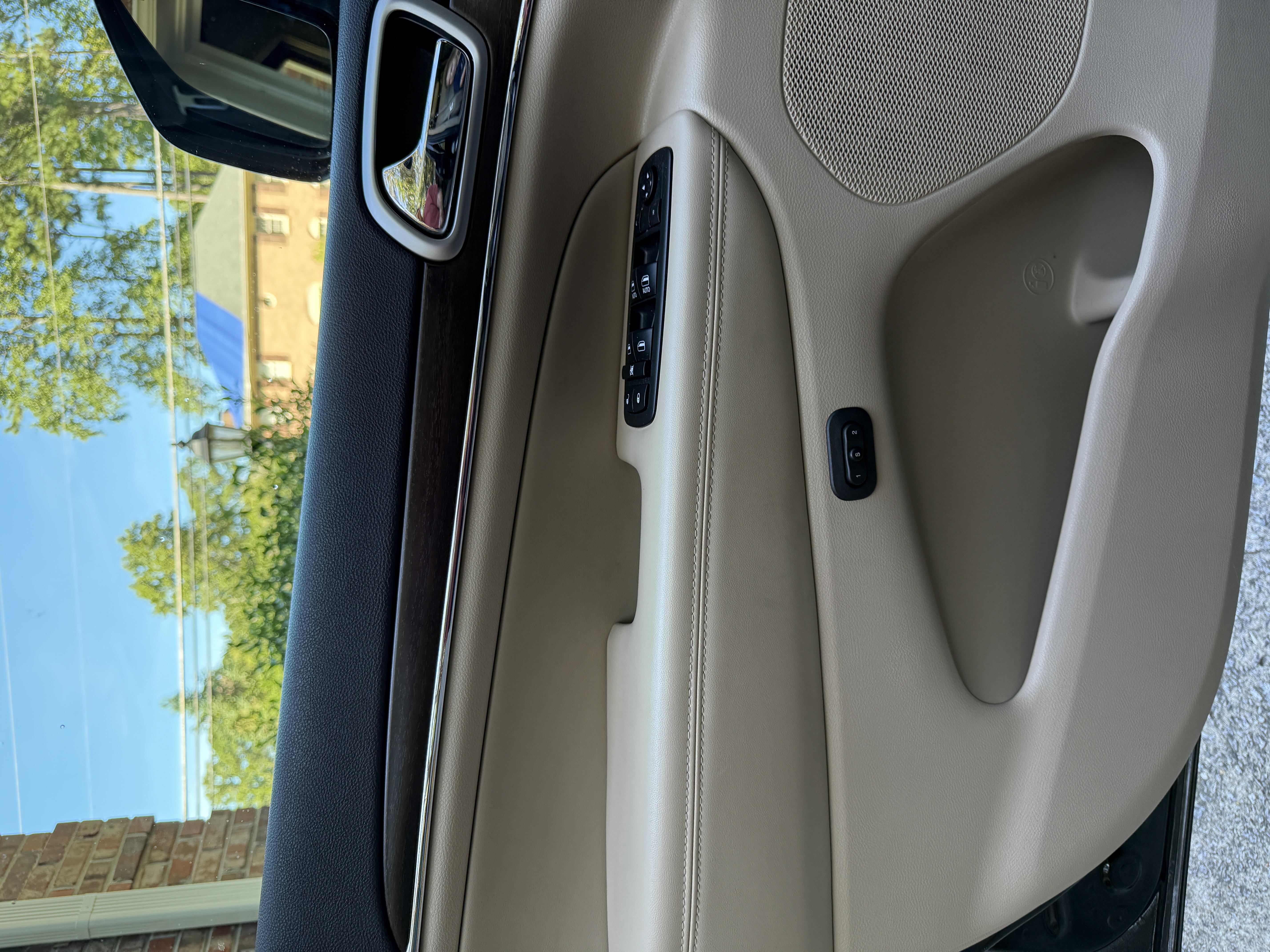 Used 2018 Jeep Grand Cherokee Limited AWD/4WD image 20