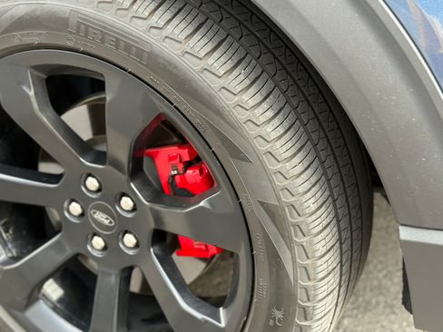 Used 2020 Ford Explorer ST w/ ST Street Pack image 13