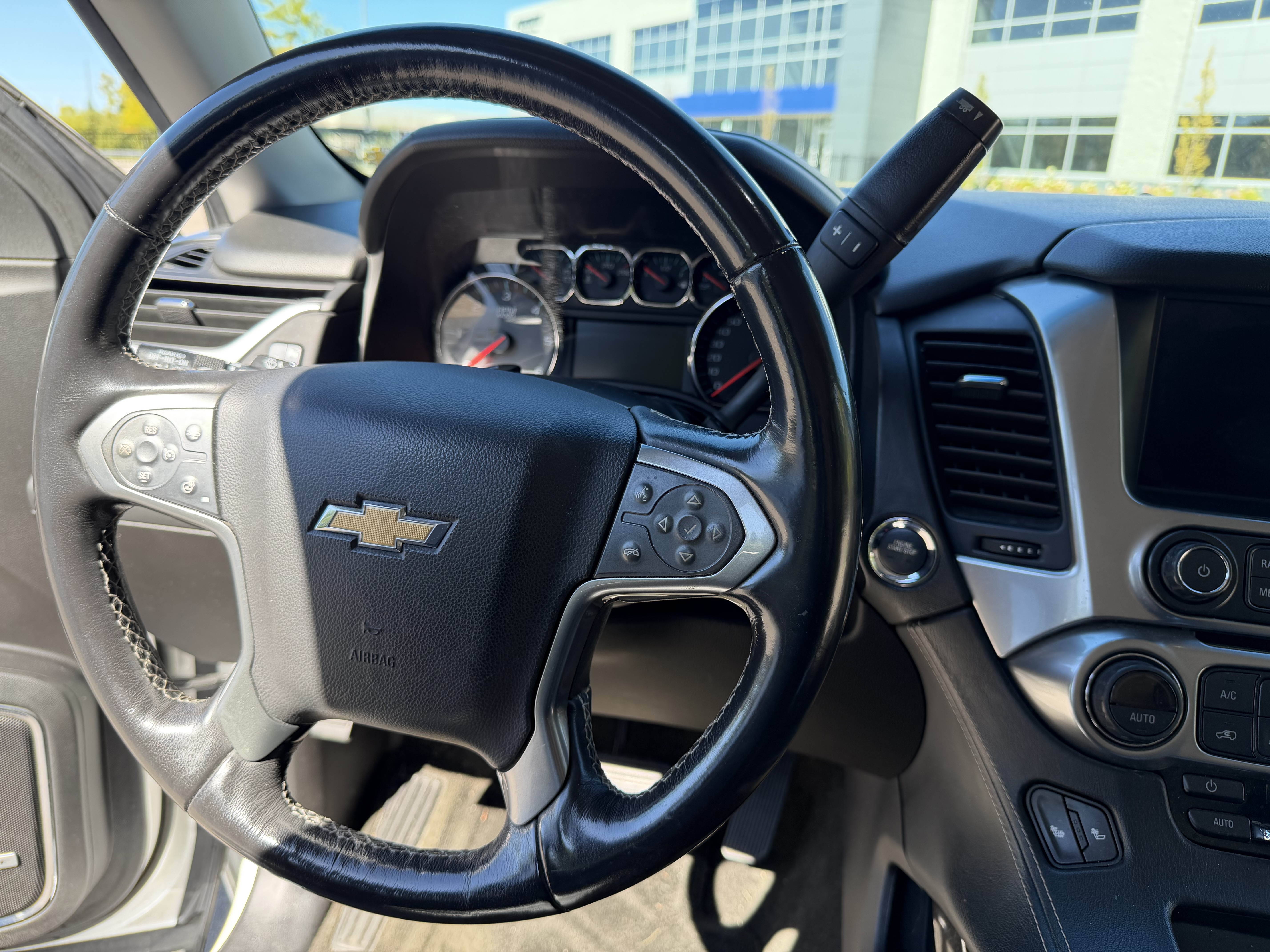 Used 2016 Chevrolet Tahoe LT w/ Luxury Package AWD/4WD image 28