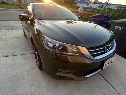 Used 2014 Honda Accord EX-L image 2