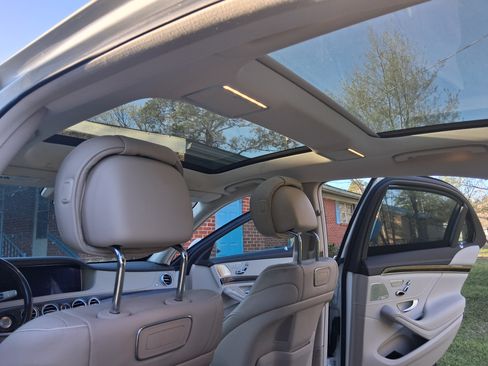 Used 2019 Mercedes-Benz S 560 S 560 Sedan 4D image 9