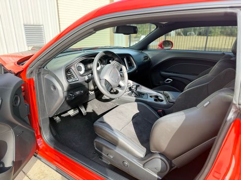 Used 2023 Dodge Challenger R/T Scat Pack w/ Plus Package image 9