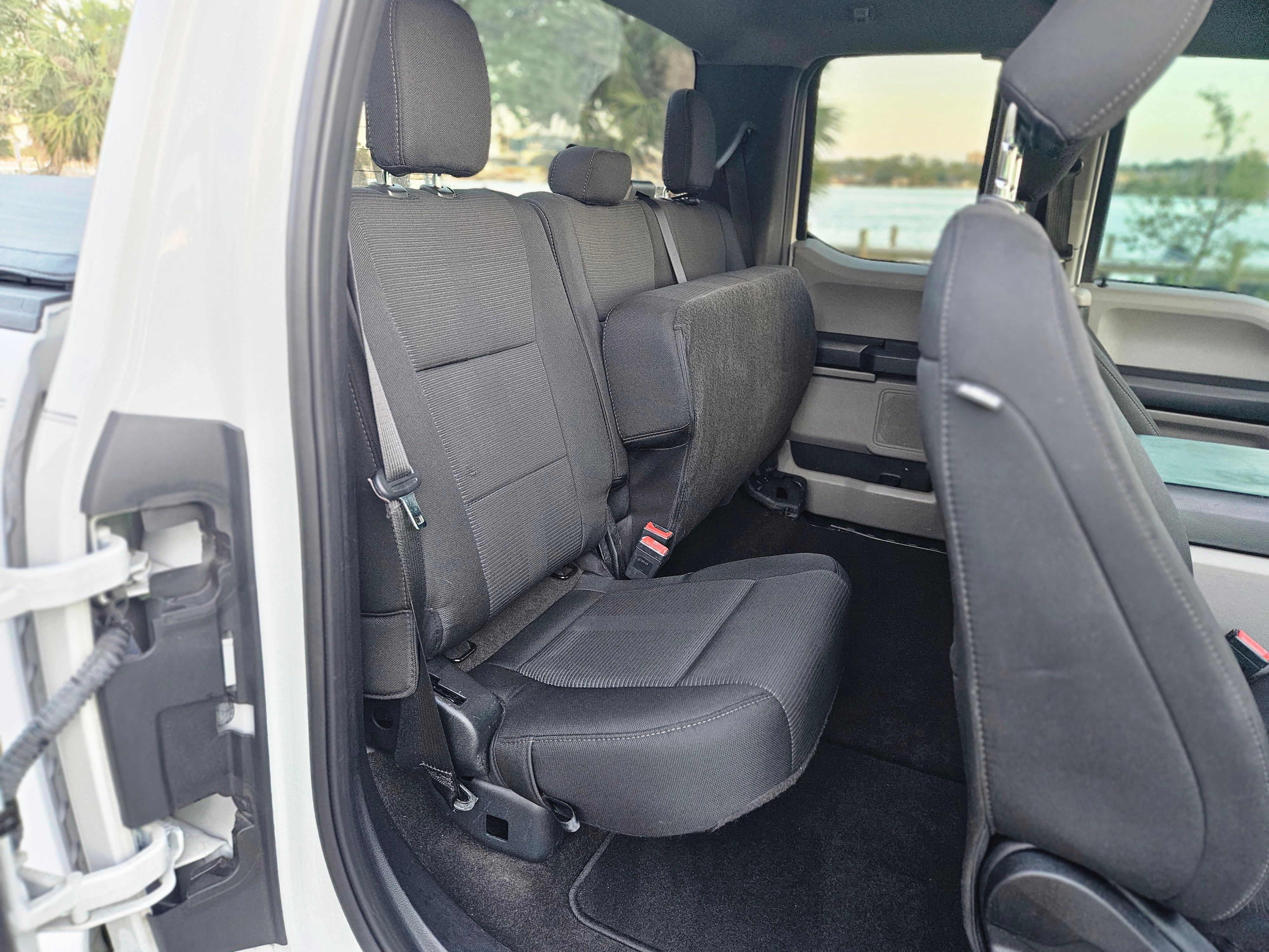 Used 2020 Ford F150 XL w/ Equipment Group 101A Mid RWD image 6