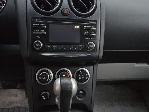 Used 2013 Nissan Rogue SV image 14