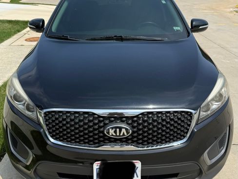 Used 2016 Kia Sorento AWD w/ LX Convenience Package image 5