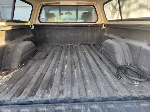 Used 2006 Chevrolet Silverado 1500 W/T w/ Snow Plow Prep Package image 10