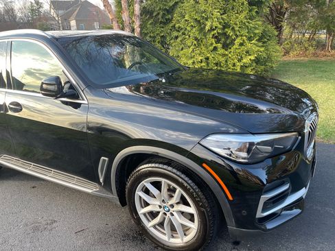 Used 2023 BMW X5 xDrive40i w/ Luxury Seating Package image 8