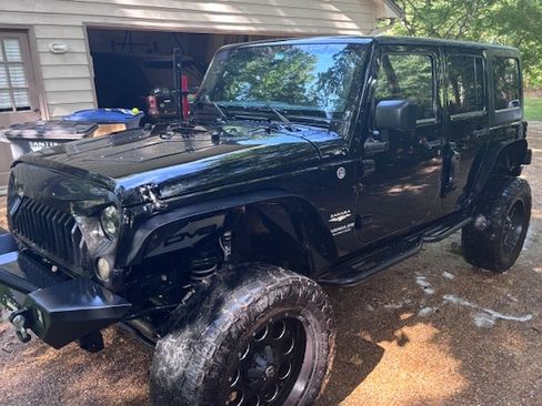 Used 2014 Jeep Wrangler Unlimited Sahara w/ Dual Top Group AWD/4WD image 1