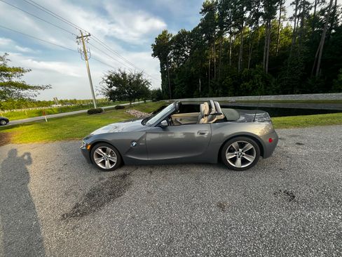 Used 2007 BMW Z4 3.0i RWD image 7