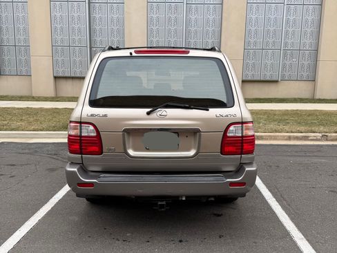 Used 2002 Lexus LX 470 4WD image 6