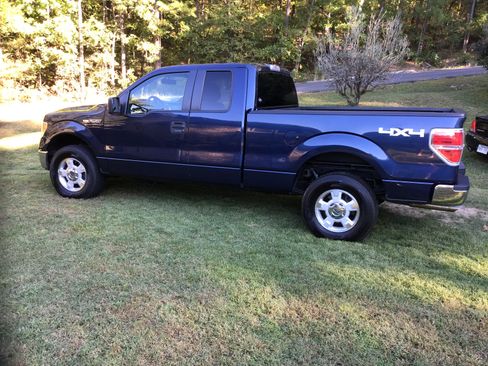 Used 2013 Ford F150 XLT w/ Mid Equipment Group image 4
