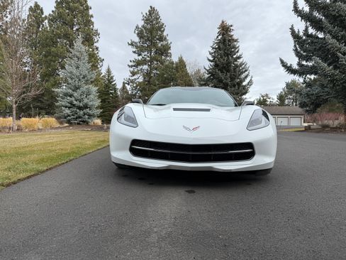 Used 2015 Chevrolet Corvette Stingray Coupe w/ 3LT Preferred Equipment Group image 5