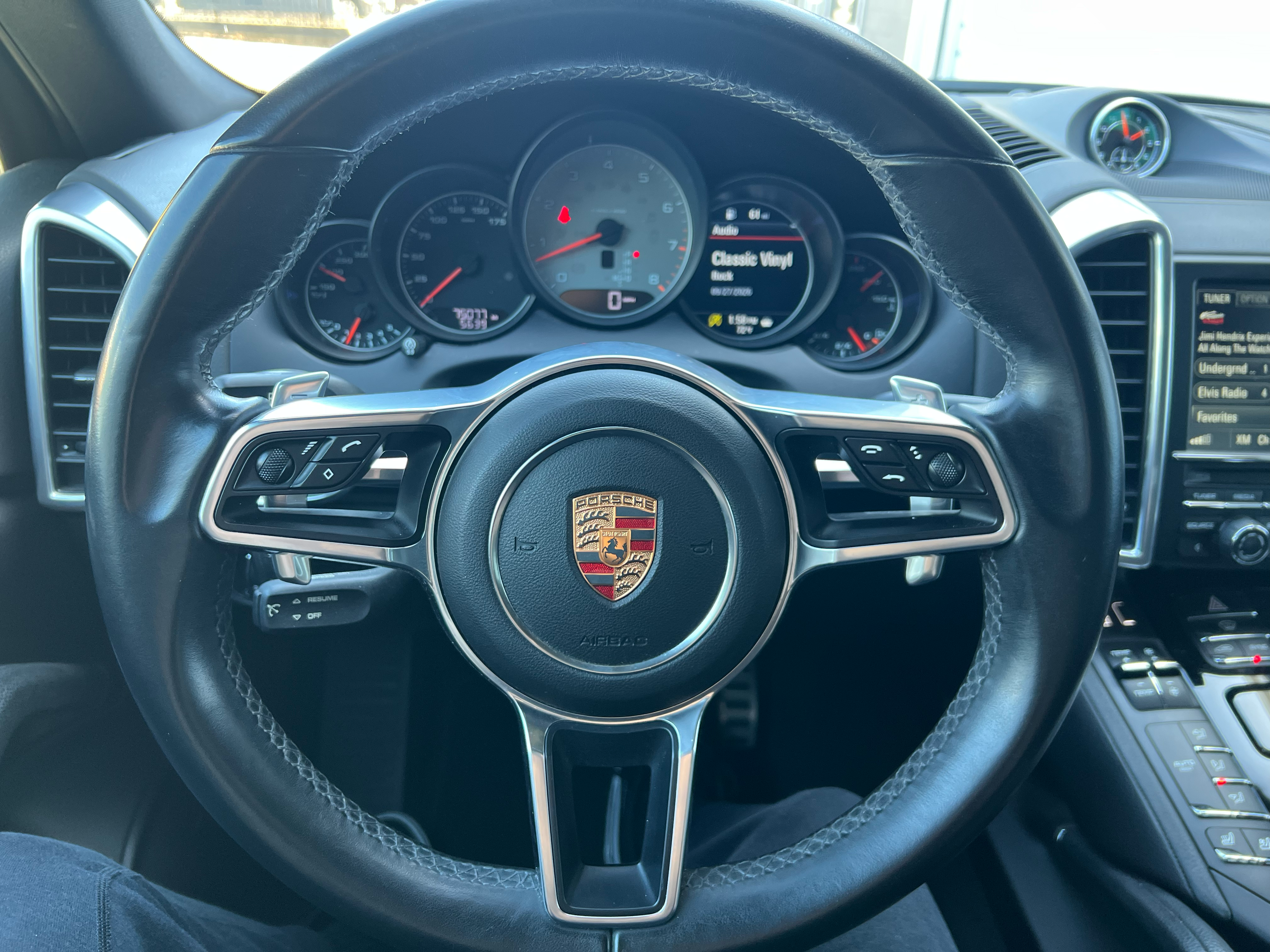 Used 2015 Porsche Cayenne S AWD/4WD image 18