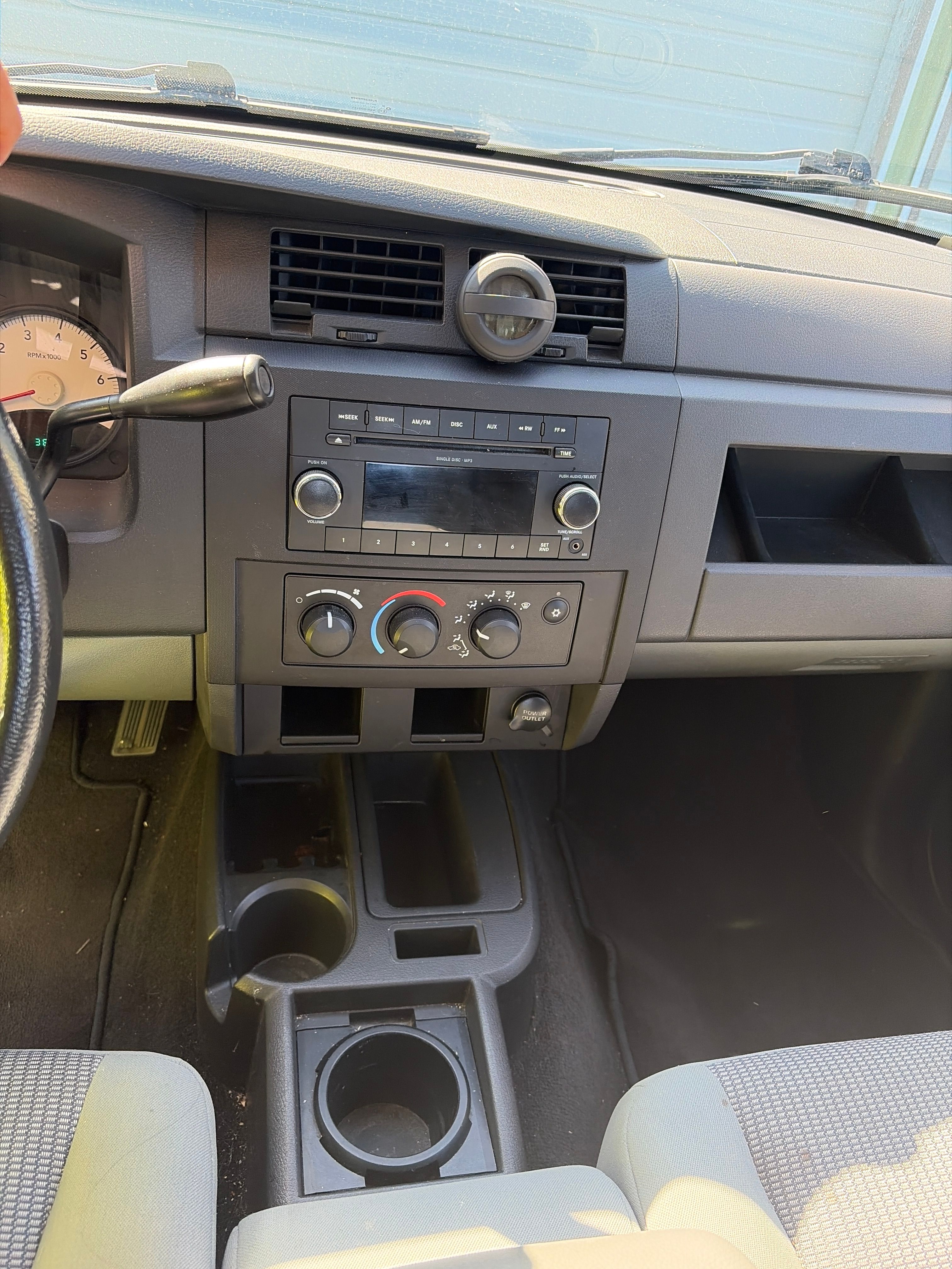 Used 2011 Dodge Dakota Big Horn RWD image 9
