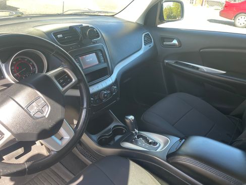 Used 2012 Dodge Journey SXT w/ Popular Equipment Group image 11
