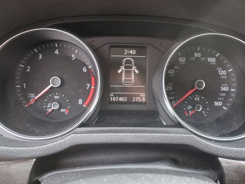 Used 2016 Volkswagen Passat 1.8T SE image 13