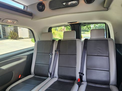 Used 2019 Mercedes-Benz Metris Passenger image 6