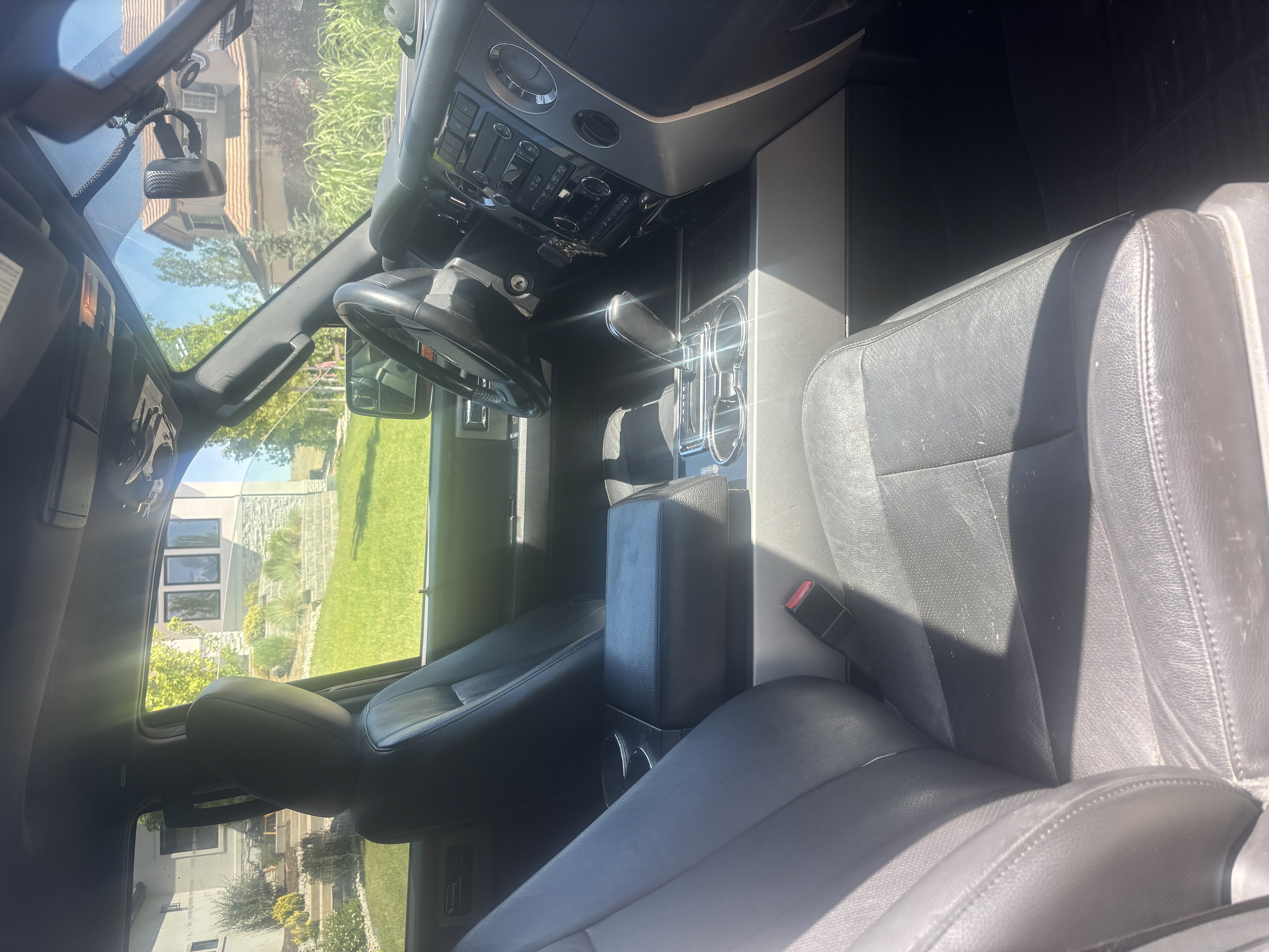 Used 2014 Ford Expedition EL Limited AWD/4WD image 4