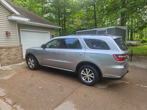 Used 2016 Dodge Durango Limited w/ Nav & Power Liftgate Group image 2