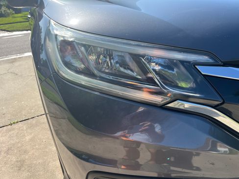 Used 2015 Honda CR-V LX image 6