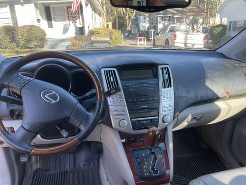 Used 2004 Lexus RX 330 AWD image 6
