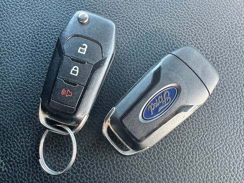 Used 2018 Ford F150 XL w/ Equipment Group 101A Mid RWD image 19