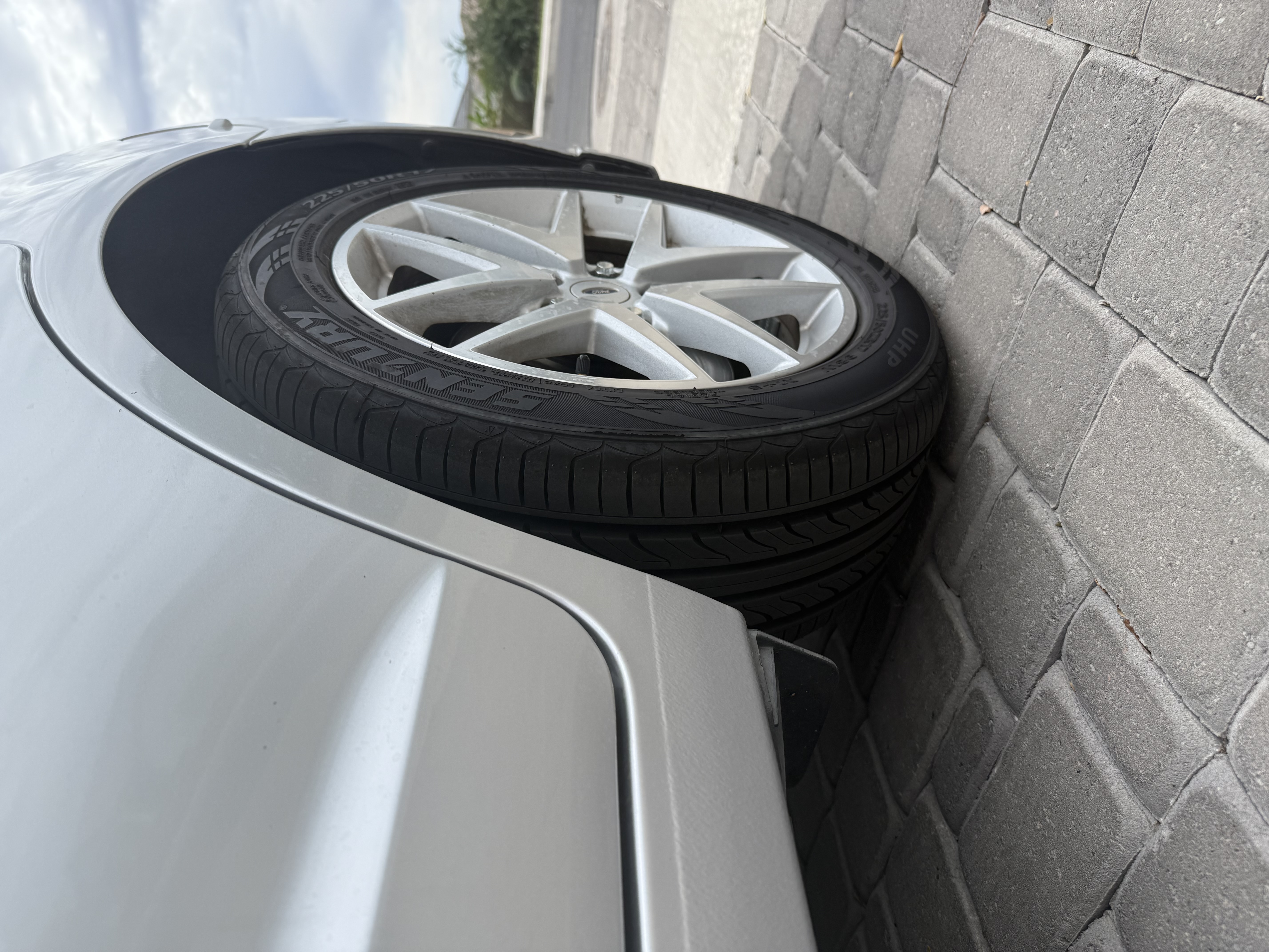 Used 2012 Ford Fusion SEL FWD image 17