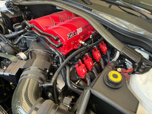Used 2015 Chevrolet Camaro ZL1 RWD image 18