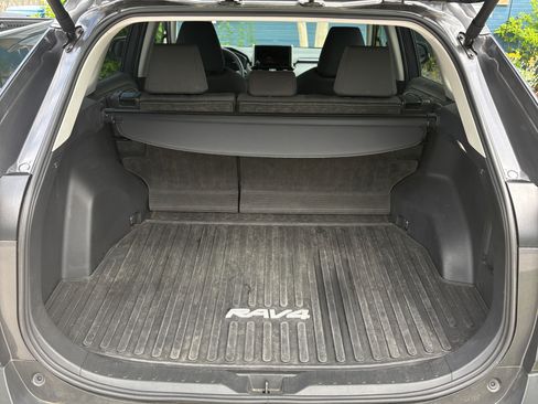 Used 2025 Toyota RAV4 XLE w/ Convenience Package AWD/4WD image 12