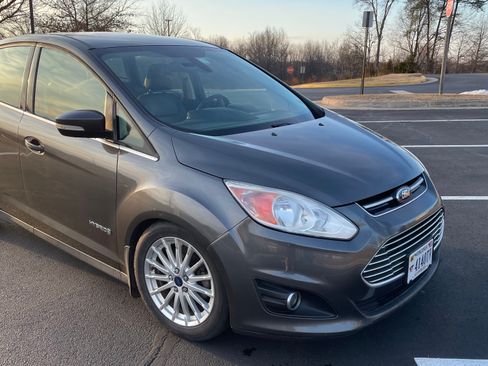 Used 2015 Ford C-MAX SEL w/ Equipment Group 302A image 2