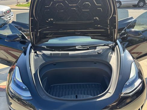 Used 2021 Tesla Model 3 Long Range image 11