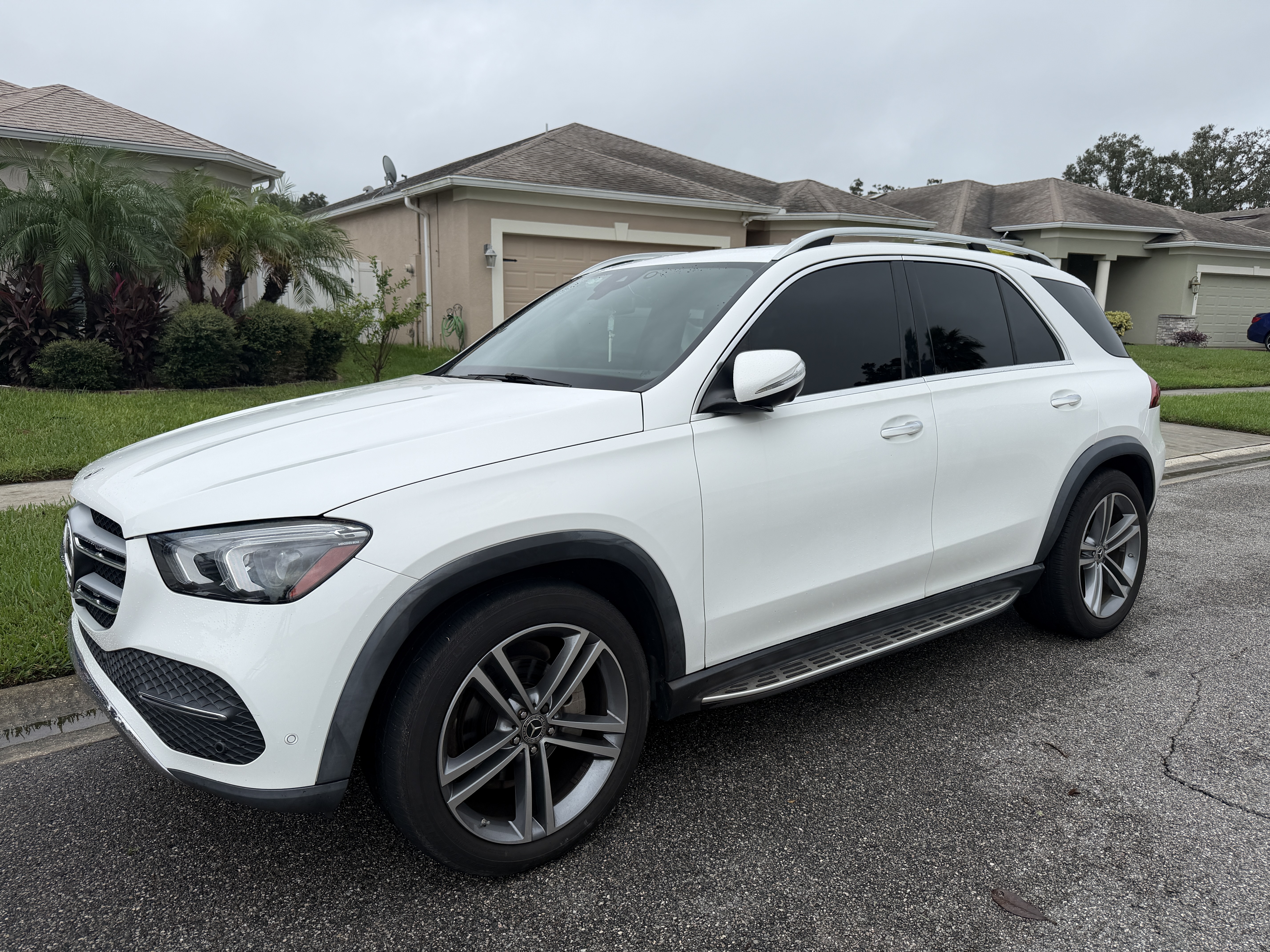 Used 2021 Mercedes-Benz GLE 350 image 2