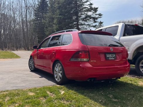 Used 2014 Volkswagen Jetta TDI image 2