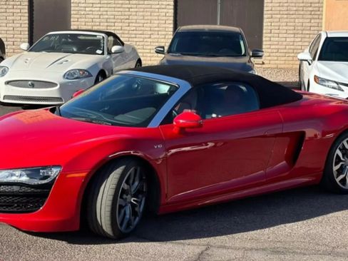 Used 2011 Audi R8 V10 image 2