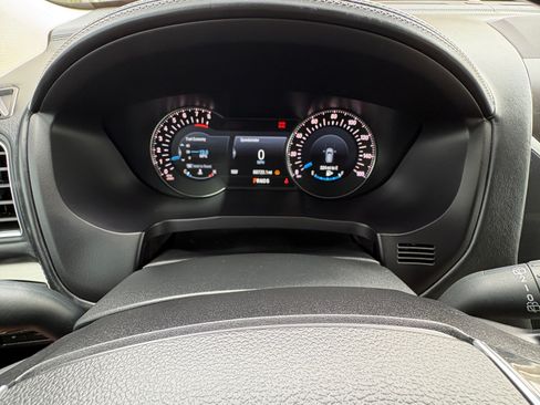 Used 2017 Ford Explorer Platinum AWD/4WD image 12