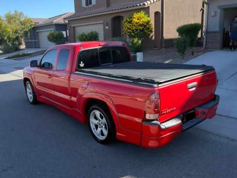 Used 2008 Toyota Tacoma X-Runner image 1