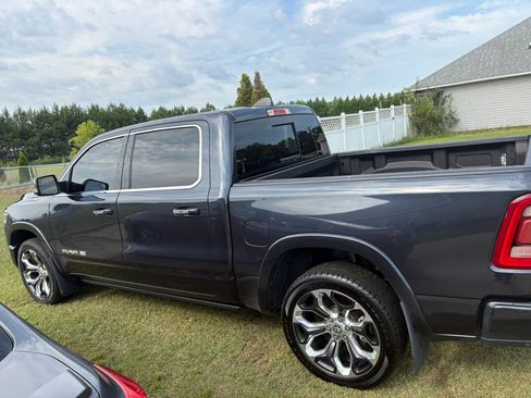 Used 2021 RAM 1500 Limited image 4