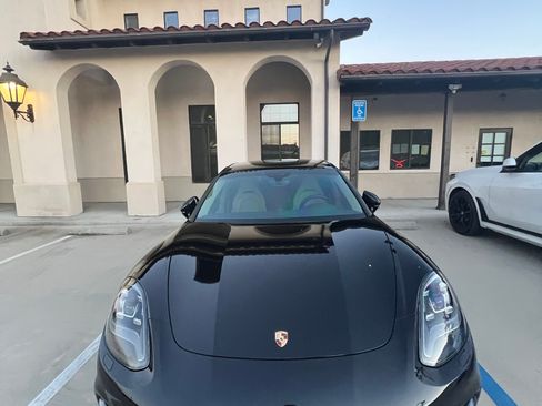 Used 2018 Porsche Panamera 4S image 11