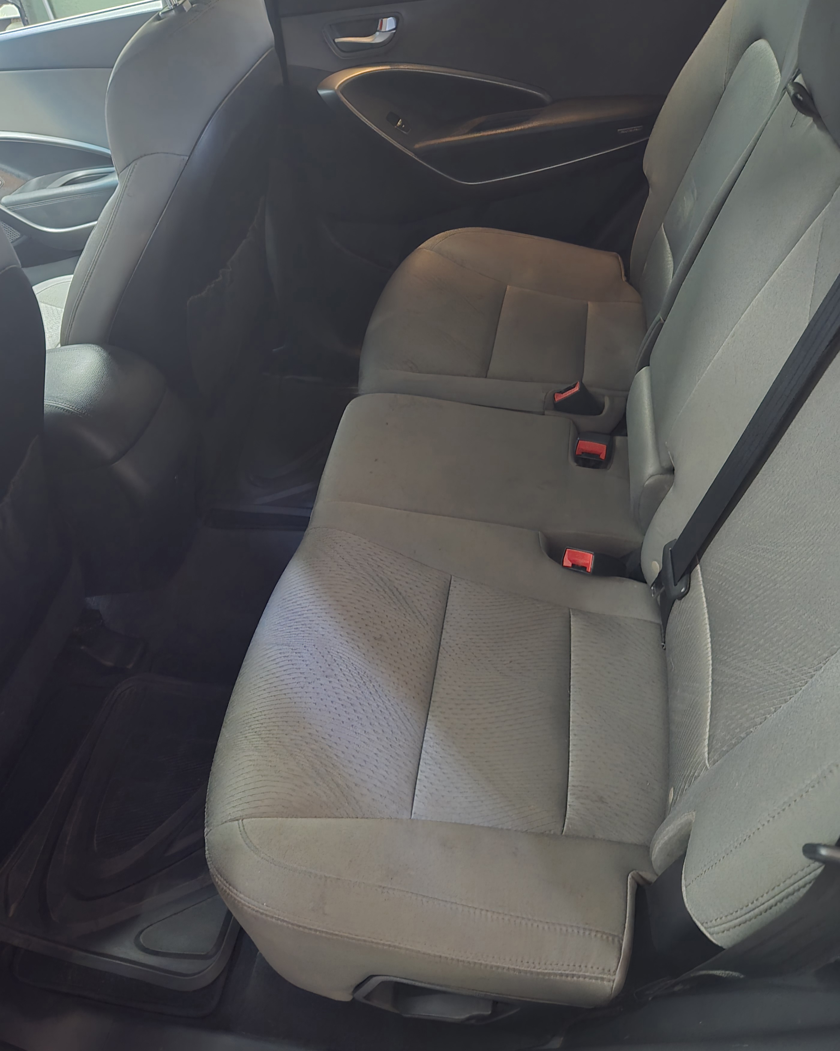 Used 2018 Hyundai Santa Fe Sport w/ 2.4L Value Package 02 FWD image 14