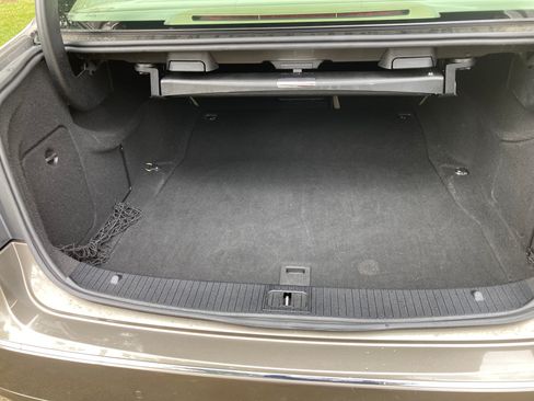 Used 2013 Mercedes-Benz E 350 E 350 Sedan 4D image 12