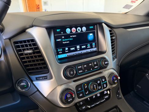 Used 2020 GMC Yukon SLT w/ HD Trailering Package image 6