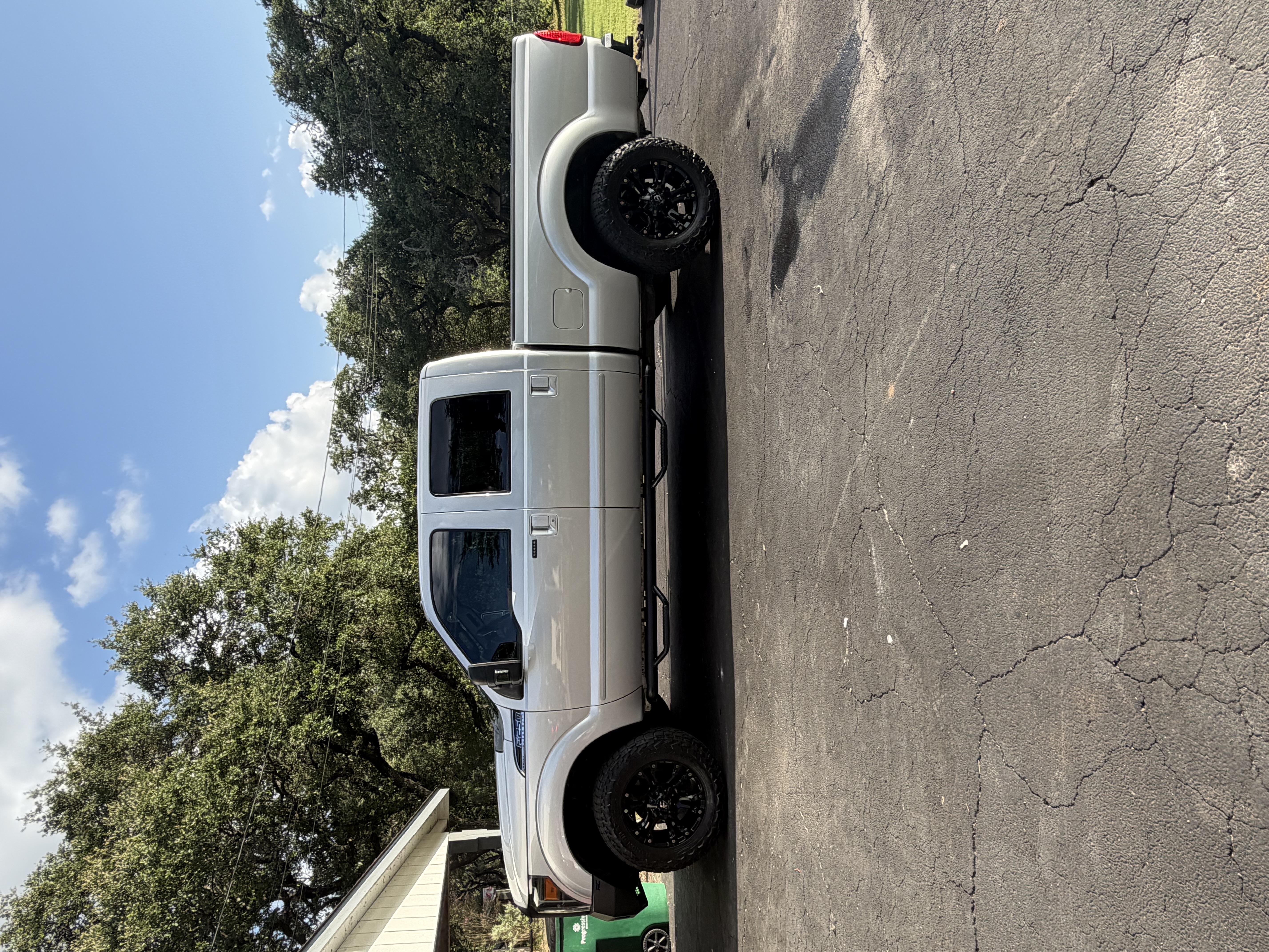 Used 2015 Ford F250 Lariat w/ Lariat Ultimate Package AWD/4WD image 1