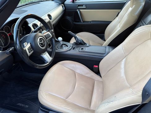 Used 2012 MAZDA MX-5 Miata Grand Touring w/ Premium Pkg RWD image 18