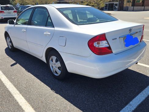 Used 2003 Toyota Camry LE image 4