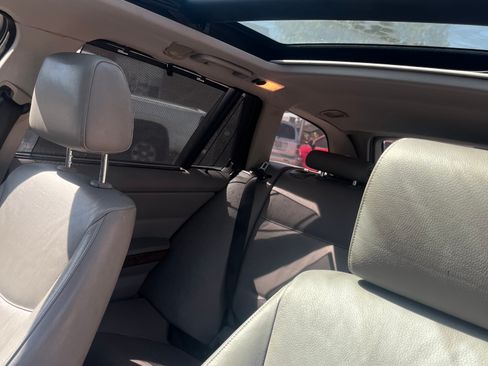 Used 2007 BMW 328i Wagon image 2