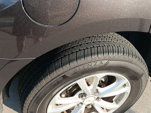 Used 2016 Chevrolet Equinox LT w/ Convenience Package image 9