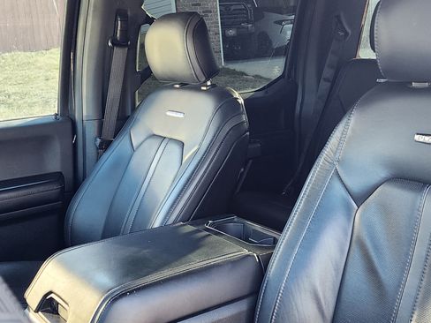 Used 2015 Ford F150 Platinum w/ Equipment Group 701A Luxury image 19