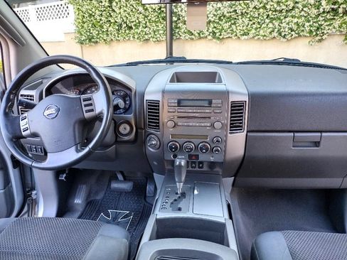 Used 2006 Nissan Armada SE image 9