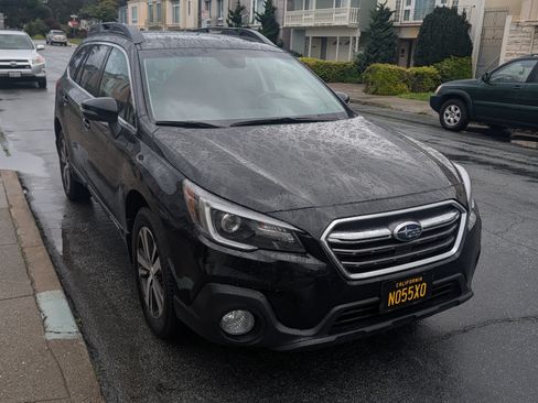 Used 2018 Subaru Outback 3.6R Limited image 4